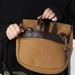 Filson Small Field Bag - Women&apos;s -Filson Sales Store TN D5 3